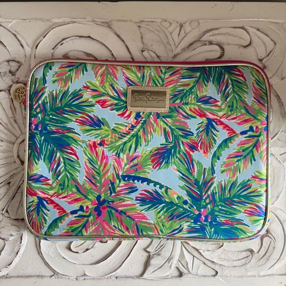 Lilly Pulitzer 13-inch laptop sleeve featuring a pink and green palm tree patter